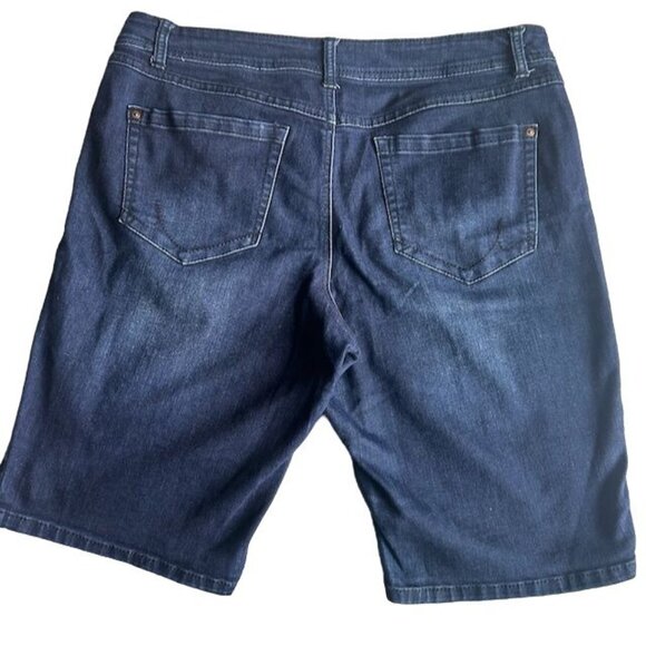 INC International Concepts Regular Fit Dark Wash Denim Bermuda Jean Shorts Sz 12 - Picture 2 of 9